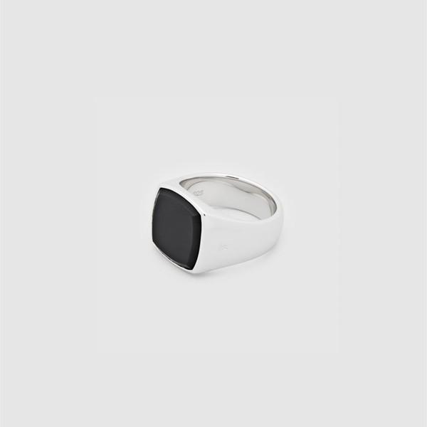 トムウッド クッションブラックオニキスリング　本人確認済み必要 TOMWOOD - クッション リング (ユニセックス) / CUSHION BLACK