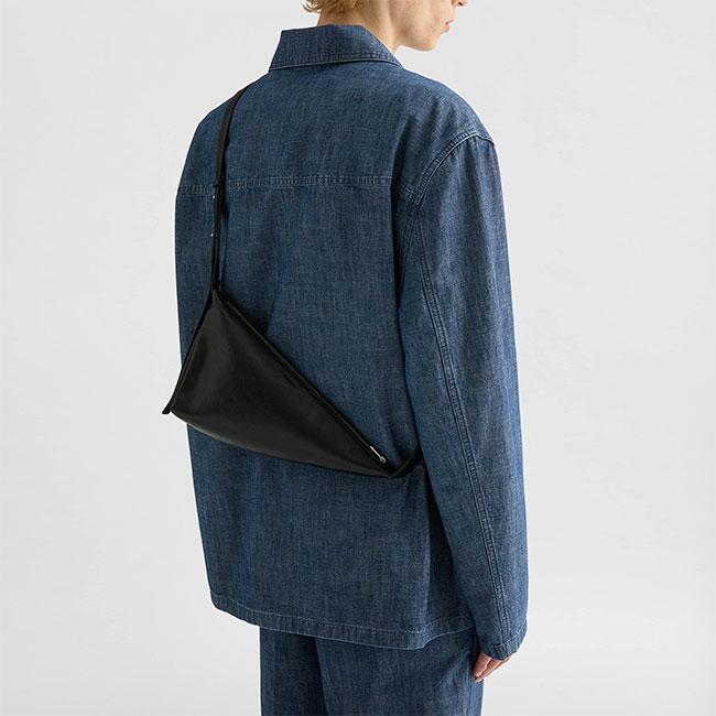 JIL SANDER ジルサンダー TRIANGLE CROSSBODY トライアングル クロスボディーバッグ J26WG0071 P8891 黒 ブラック ショルダーバッグ ポーチの画像