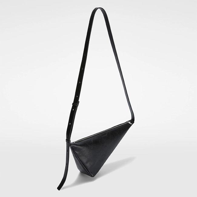 JIL SANDER ジルサンダー TRIANGLE CROSSBODY トライアングル クロスボディーバッグ J26WG0071 P8891 黒 ブラック ショルダーバッグ ポーチの画像