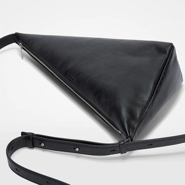 JIL SANDER ジルサンダー TRIANGLE CROSSBODY トライアングル クロスボディーバッグ J26WG0071 P8891 黒 ブラック ショルダーバッグ ポーチの画像