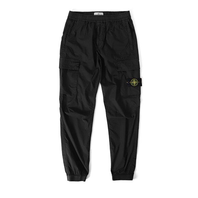 Stone Island ストーンアイランド ガーメントダイ テーパード カーゴパンツ K1S153100313 K2S153100031 S0010 黒 メンズの画像
