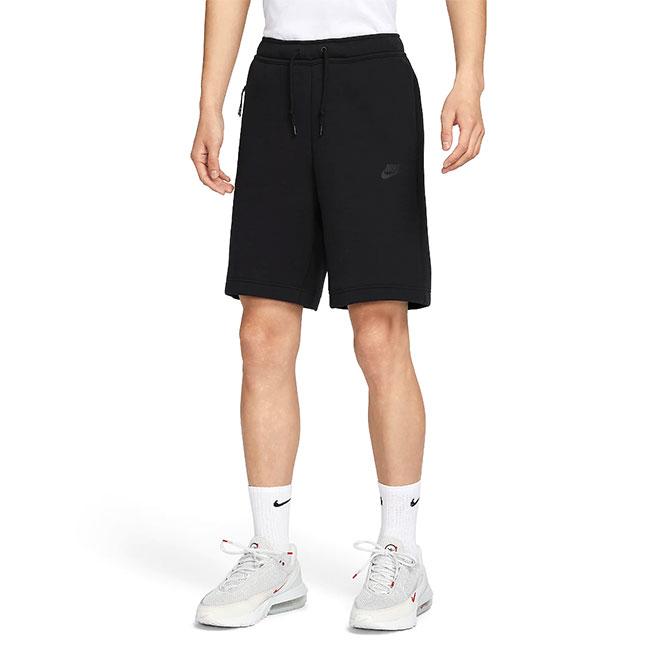 NIKE ナイキ　テックフリースハーフパンツ　新品　ブラック　L NIKE ナイキ テックフリース スウェット ショーツ FB8172-010 ハーフ