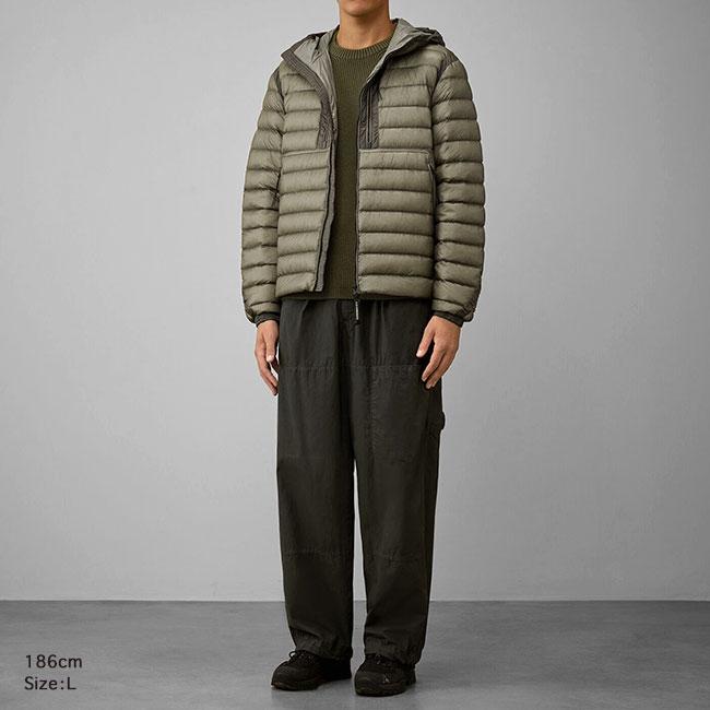 C.P. Company シーピーカンパニー フード付き ゴーグルダウン