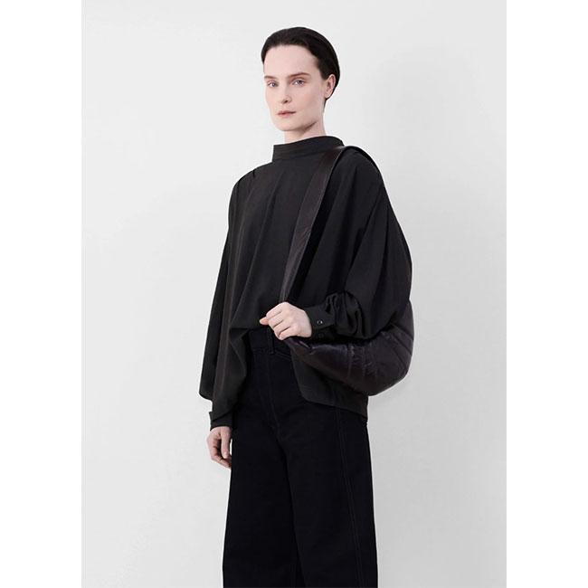 LEMAIRE ルメール SMALL CROISSANT BAG ナッパレザー スモール LEMAIRE ルメール SMALL CROISSANT BAG ナッパレザー スモール