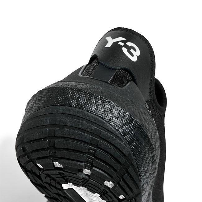 Y-3 ワイスリー ウルトラブースト 21 ULTRABOOST GZ9133 黒 スニーカー