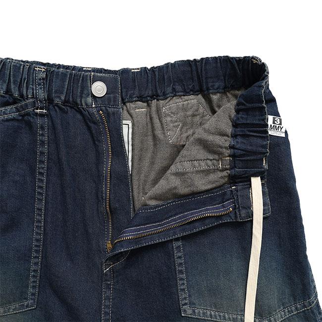 Maison MIHARA YASUHIRO ミハラヤスヒロ キッズ ステッカー プリント ベイカー デニムパンツ J16PT124 ブルー ワイドジーンズ ジーパン メンズの画像