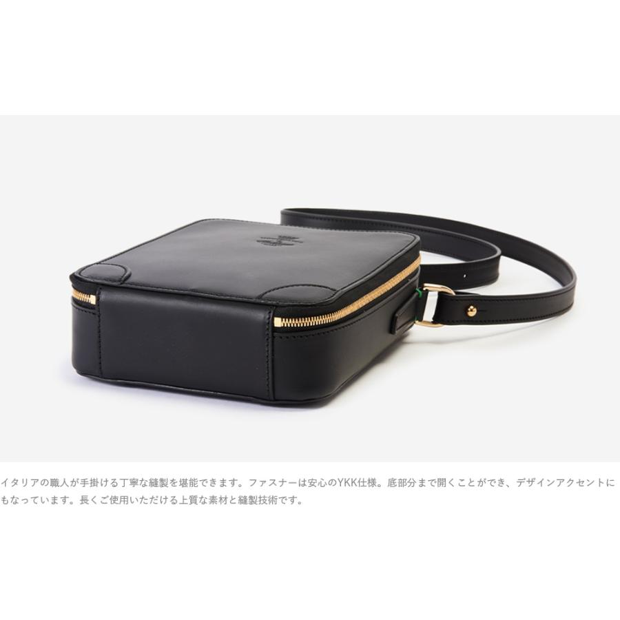 モンテカティーニ ショルダーバッグ 斜めがけ 肩掛けバッグ