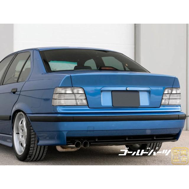 希少モデル E36M3 1992-1998 BMW E36 3 Series & M3 4ドアセダン