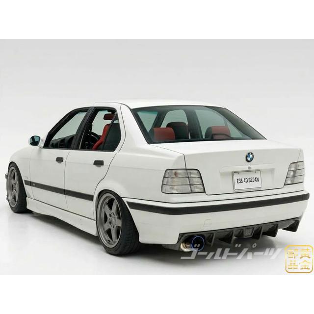 希少モデル E36M3 1992-1998 BMW E36 3 Series & M3 4ドアセダン