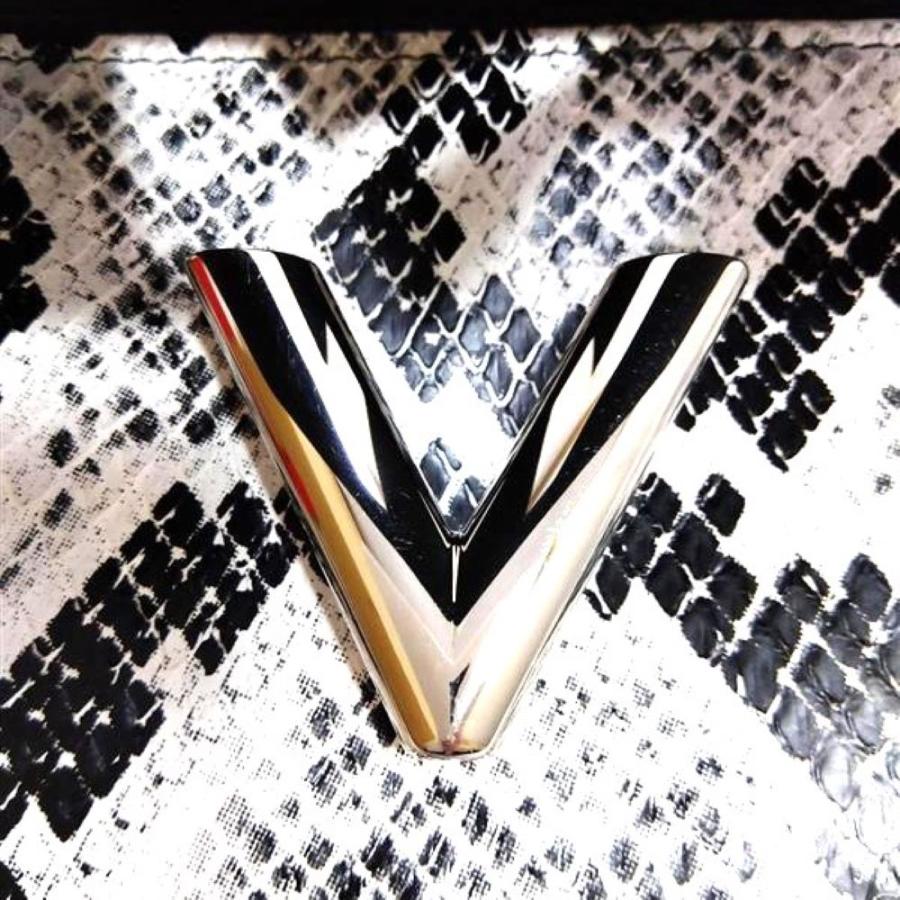 LOUIS VUITTON（ルイ・ヴィトン） ポルトフォイユ ツイスト 長財布