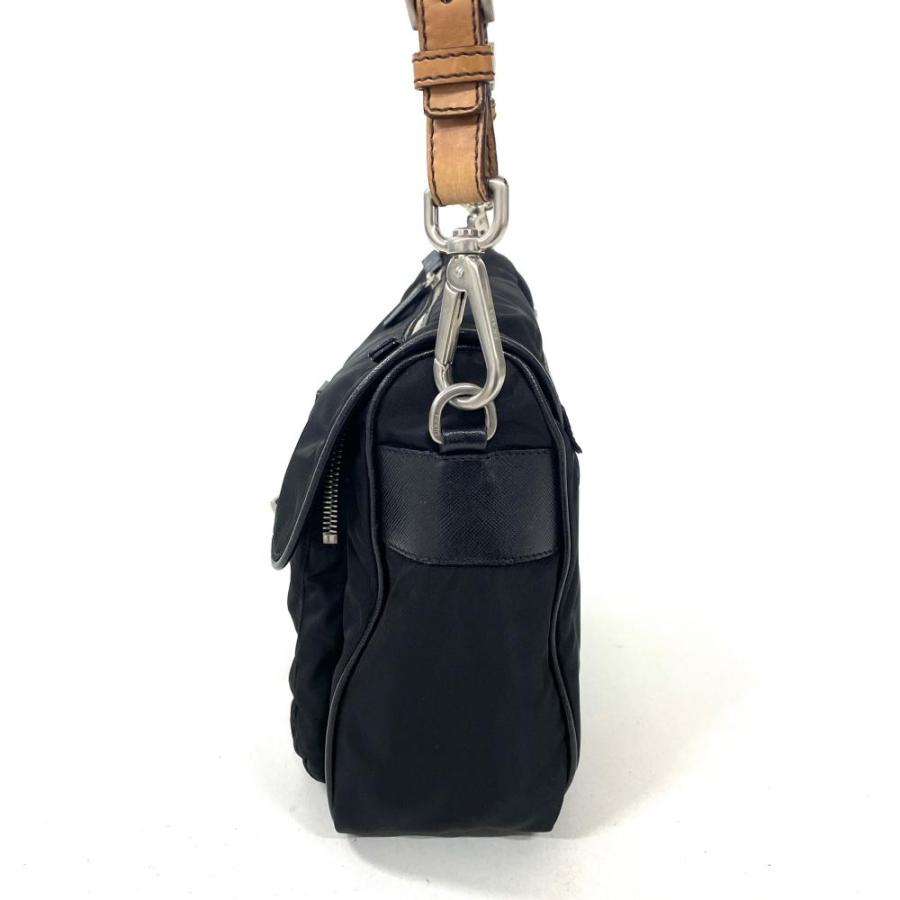 PRADA（プラダ） トライアングルロゴ ショルダーバッグ ナイロン