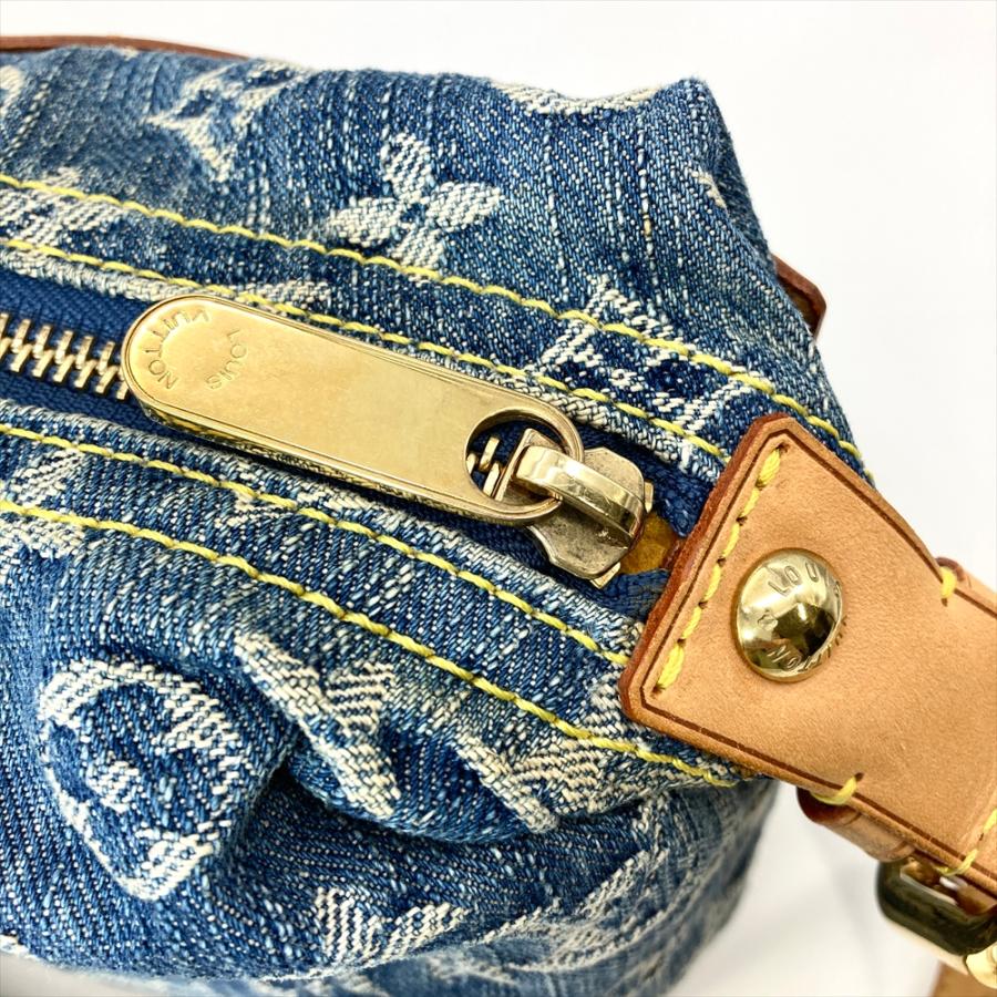 LOUIS VUITTON（ルイ・ヴィトン） バギーPM ショルダーバッグ