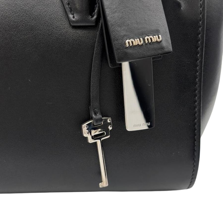 ミュウ Miu ロゴ ハンドバッグ レザー ブラック シルバー金具