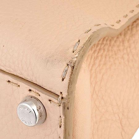 FENDI（フェンディ） ピーカブー ミディアム セレリア ハンドバッグ