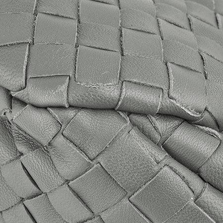 BOTTEGA VENETA ボッテガヴェネタ イントレチャート ミディアム BOTTEGA VENETA ボッテガヴェネタ イントレチャート ミディアム
