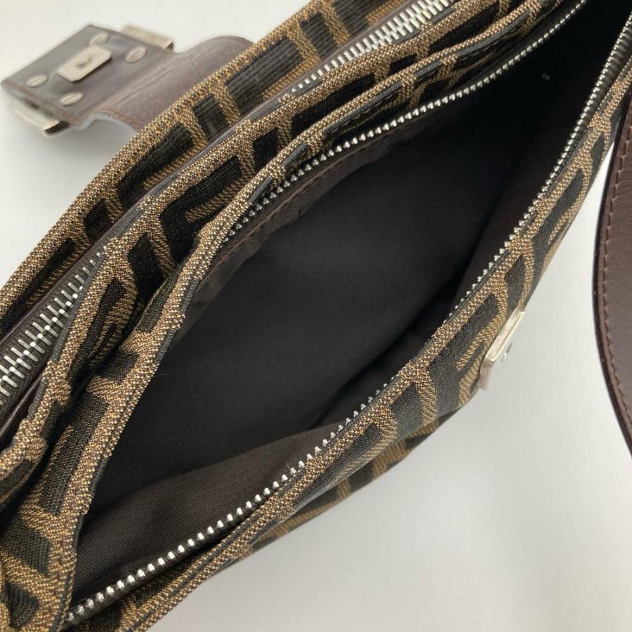 FENDI フェンディ ズッカ柄 マンマバゲット ショルダーバッグ