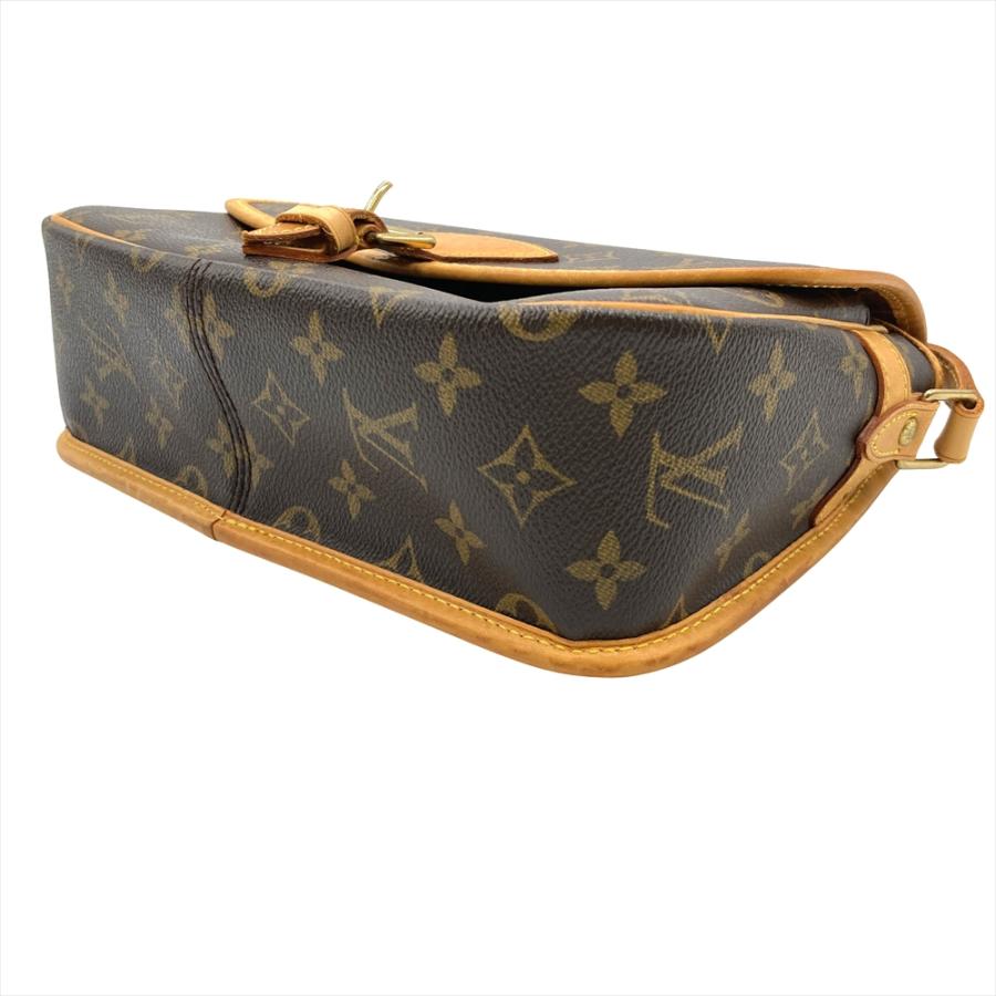 LOUIS VUITTON（ルイ・ヴィトン） ソローニュ ショルダーバッグ