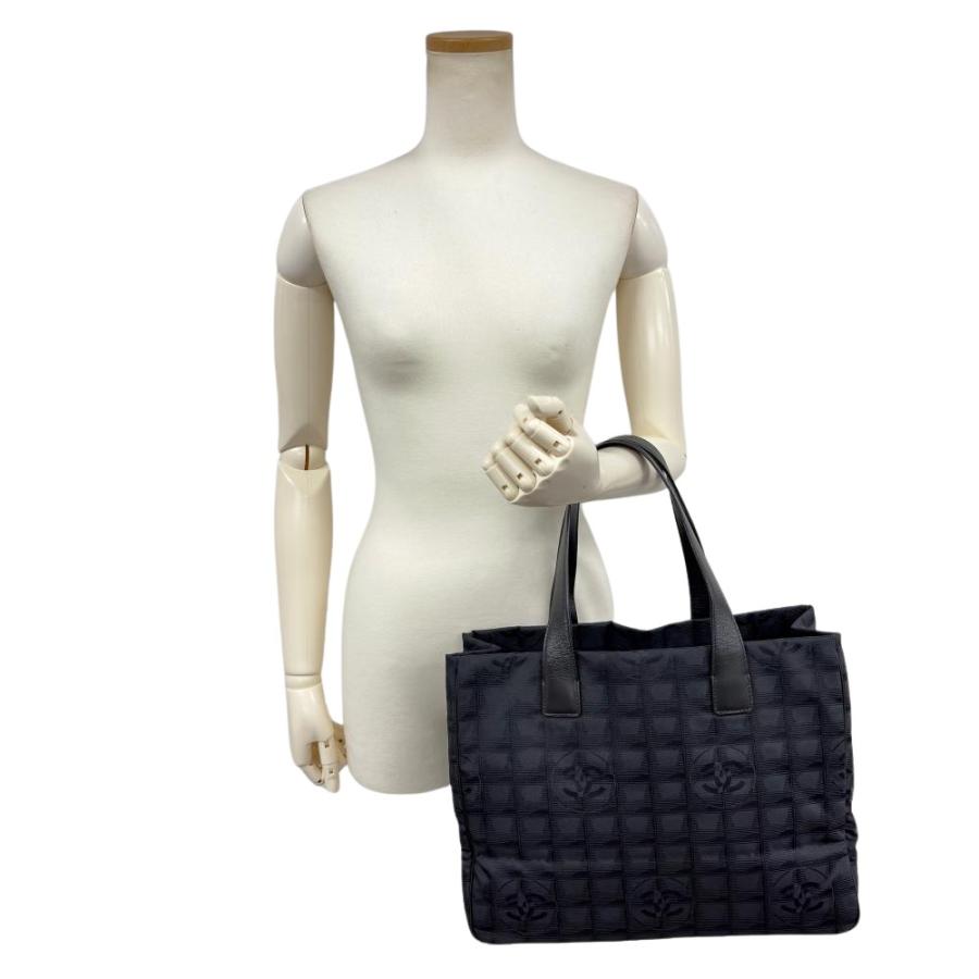 シャネル CHANEL ニュートラベルライン MM トートバッグ ナイロン A15991 ブラック レディースの画像
