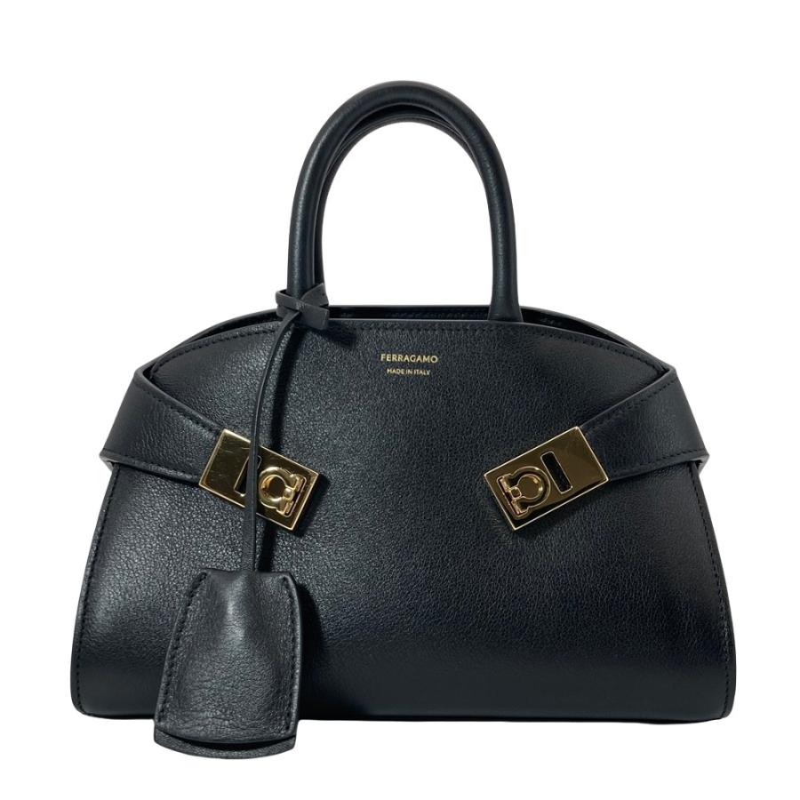 フェラガモ ガンチーニ ミニ ハンドバッグ ネイビー　カーフ フェラガモ Ferragamo ハグ ミニ HUG MINI ハンドバッグ 2WAY カーフ