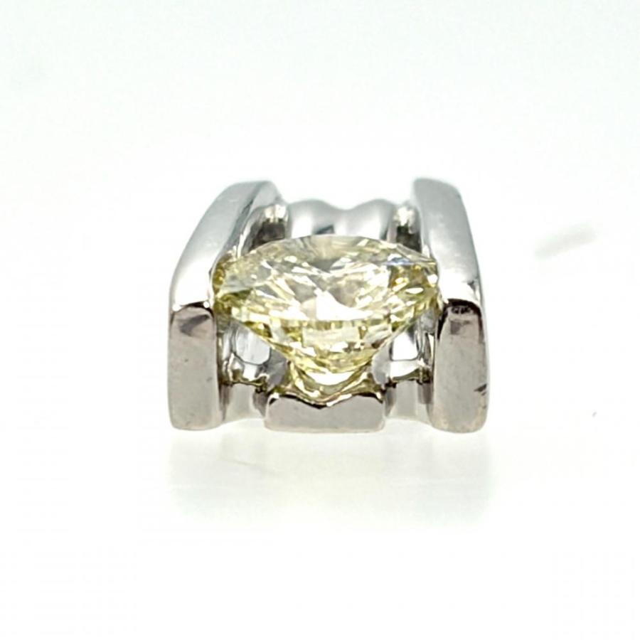 ペンダントトップ ダイヤモンド 0.566ct Pt900 2.9g プラチナ