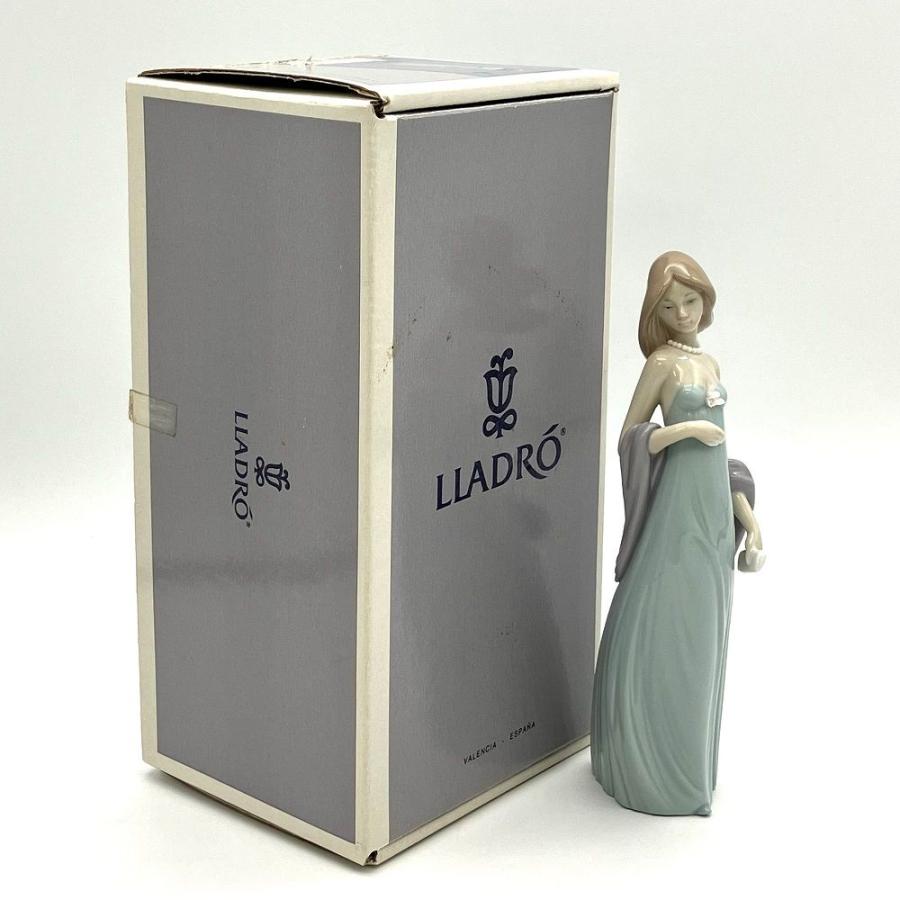 LLADRO リヤドロ リアドロ 少女 陶器 楽天市場】リヤドロ（Lladro リアドロ 陶器人形 置物） 少女 春