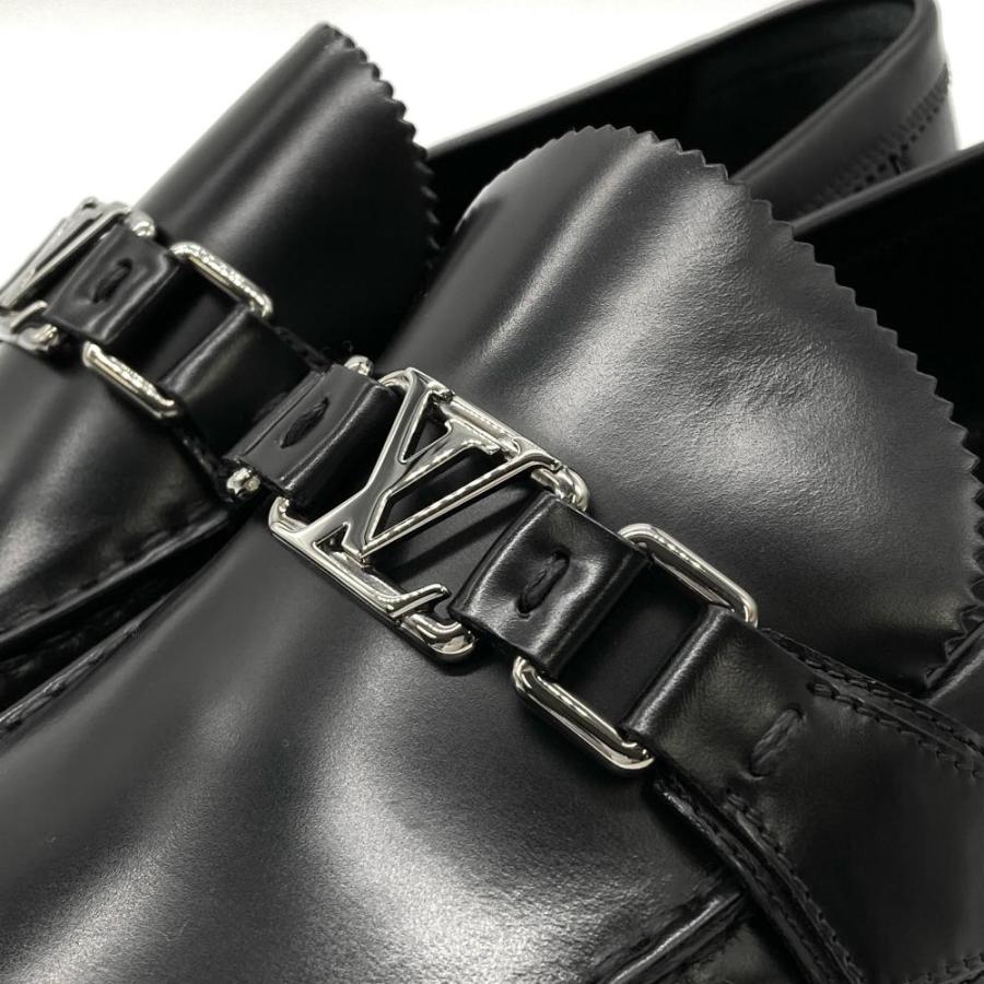 LOUIS VUITTON（ルイ・ヴィトン） メジャーライン LV ロゴ ローファー