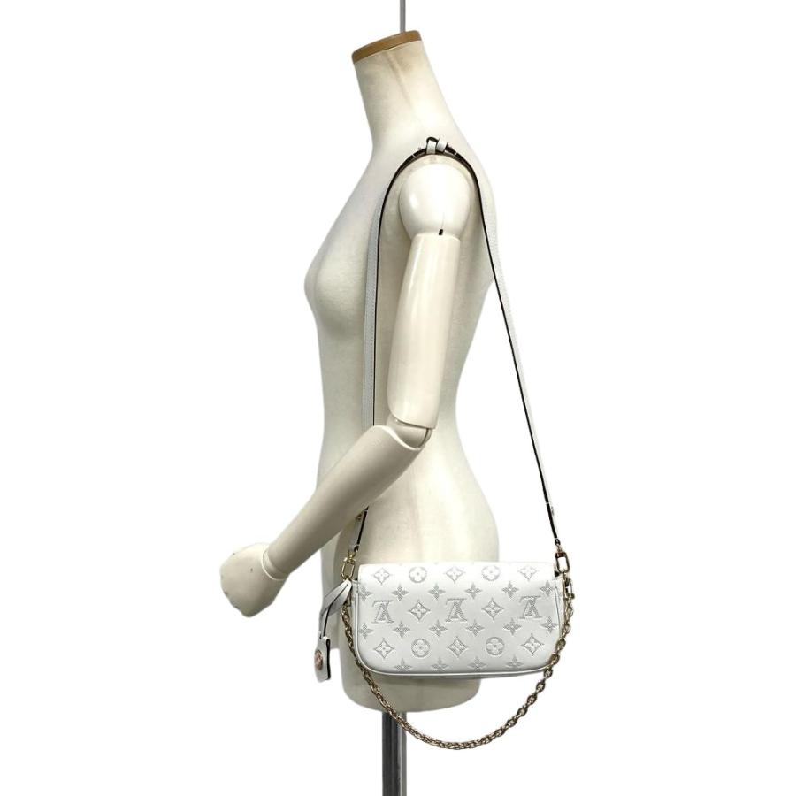 LOUIS VUITTON（ルイ・ヴィトン） ウォレットオンチェーン・アイビー