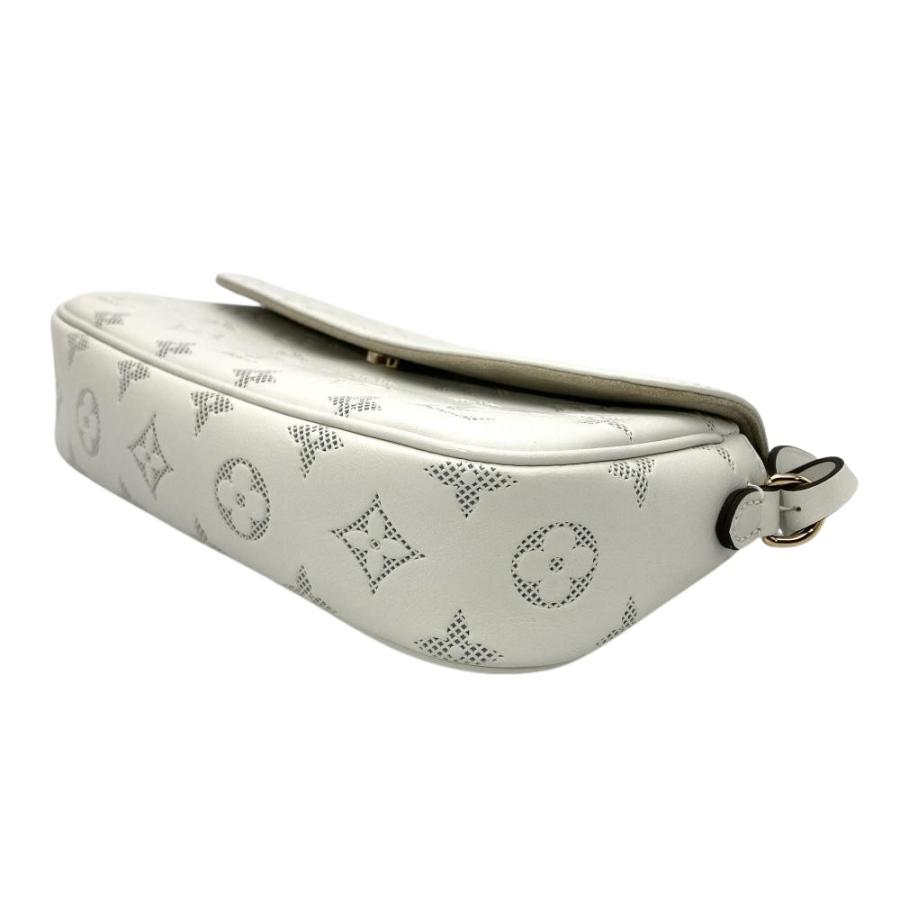 LOUIS VUITTON（ルイ・ヴィトン） ウォレットオンチェーン・アイビー