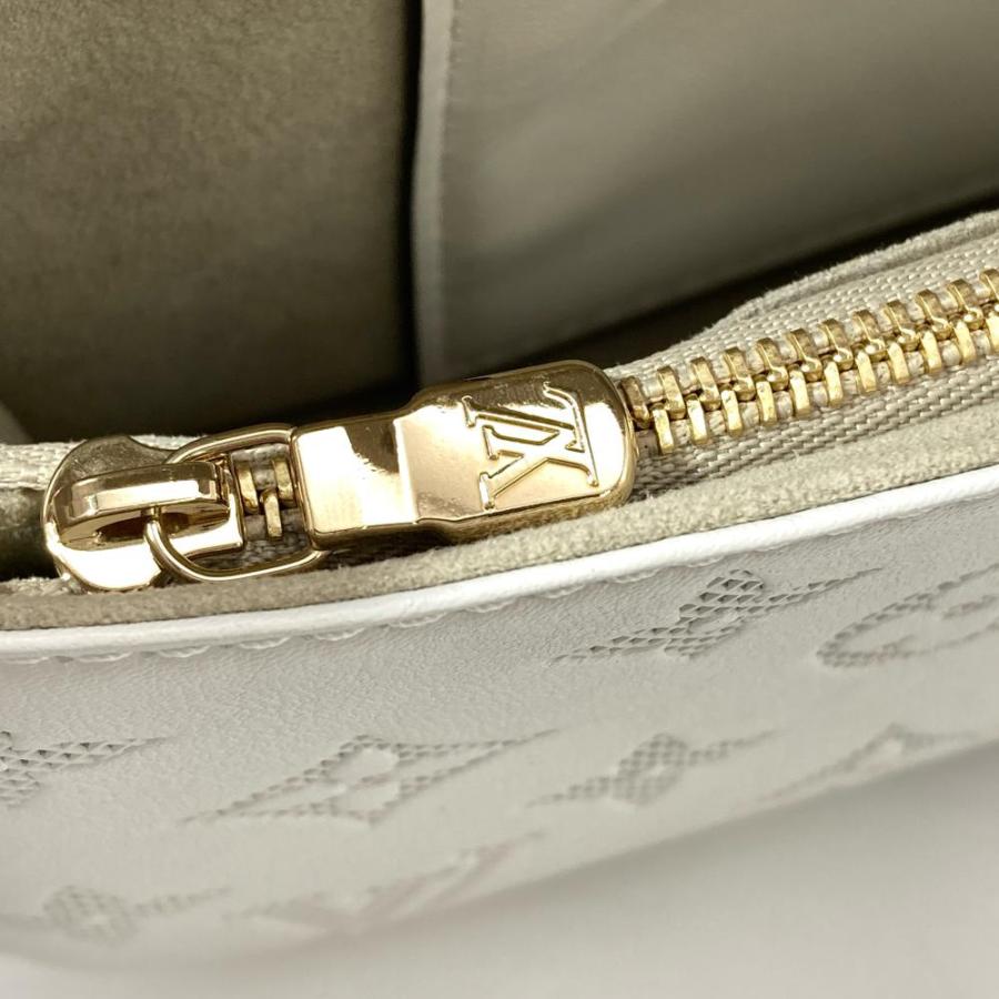 良品　LOUIS VUITTON　ルイヴィトン　ゴールド　ウォレットチェーン LOUIS VUITTON（ルイ・ヴィトン） ウォレットオンチェーン・アイビー