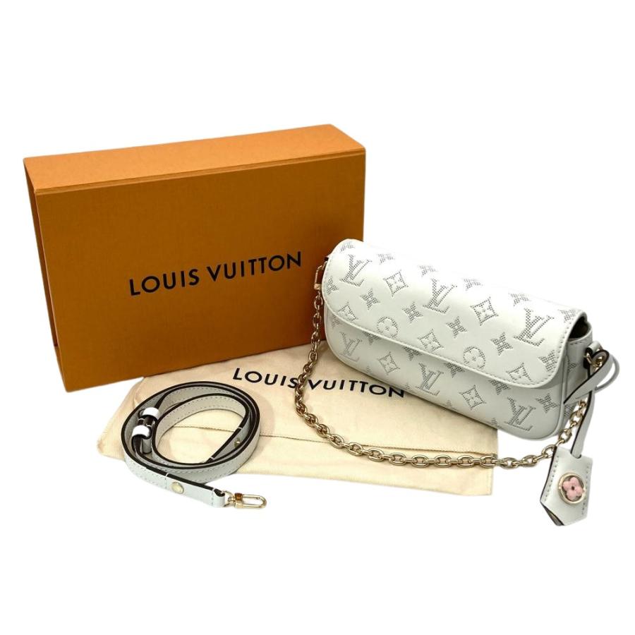 LOUIS VUITTON（ルイ・ヴィトン） ウォレットオンチェーン・アイビー