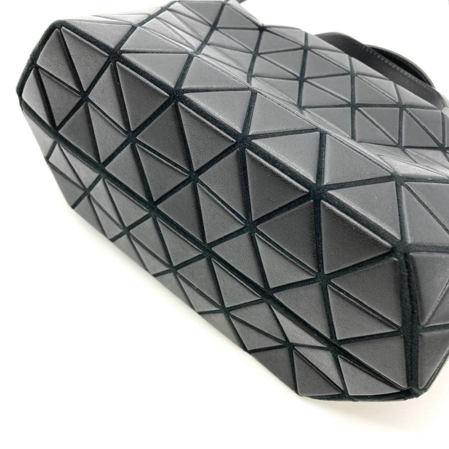 BAOBAO ISSEY MIYAKE ゴールド ハンドバッグ ゴールド（金色）系 BAOBAO ISSEY MIYAKE(バオバオイッセイ