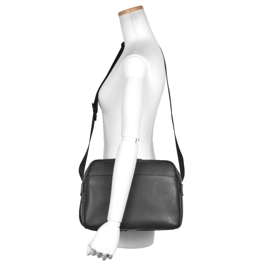 希少 ルイヴィトン タイガ アルドワーズ 黒 リポーター ショルダーバッグ 容量 タイガ リポーター アルドワーズ 詳細情報とお値段【ルイ