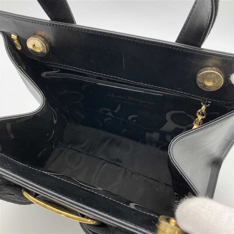 フェラガモ Ferragamo ヴァラ リボン ハンドバッグ 2WAY 21-4178