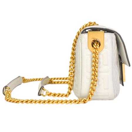 FENDI（フェンディ） バゲット チェーン ミディ チェーンショルダー