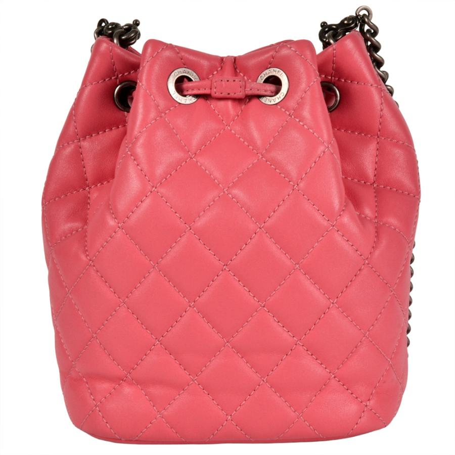 CHANEL（シャネル） マトラッセ ショルダーバッグ ラムスキン ピンク