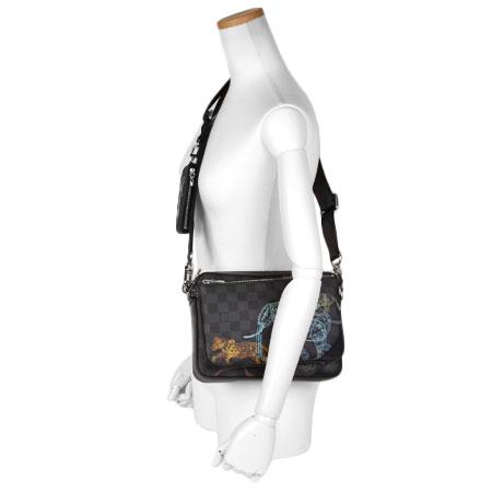 LOUIS VUITTON ルイヴィトン トリオ メッセンジャー ショルダー
