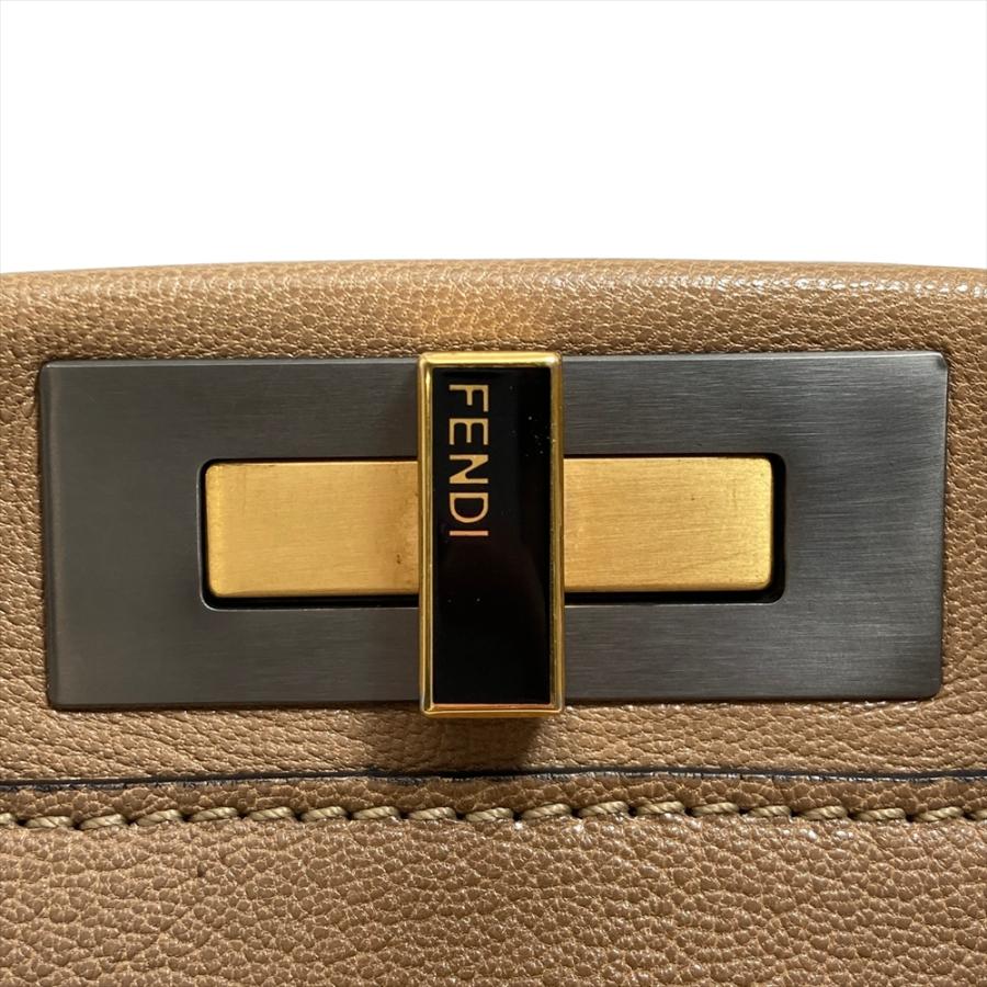 FENDI（フェンディ） ピーカブー ミディアム ハンドバッグ レザー 2579