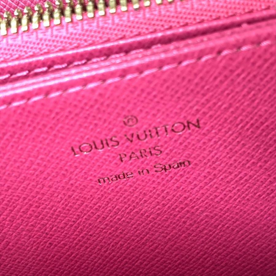 LOUIS VUITTON（ルイ・ヴィトン） スタッズ ジッピーウォレット 長財布
