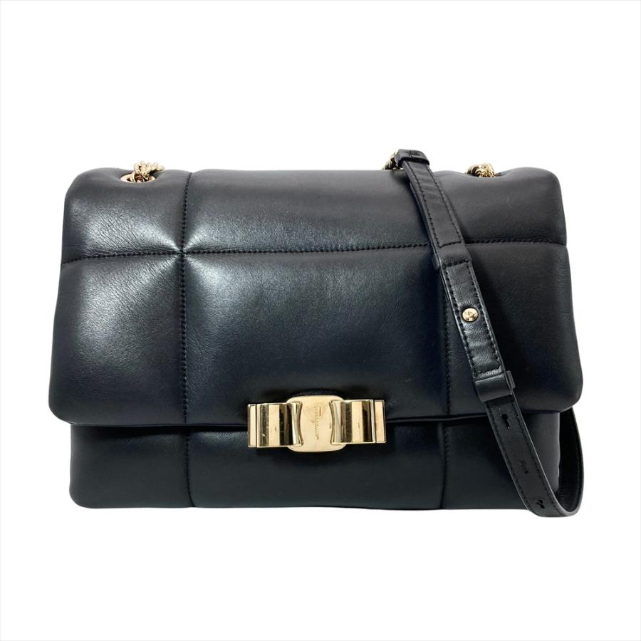 フェラガモ Ferragamo キルティング チェーン ショルダーバッグ レザー