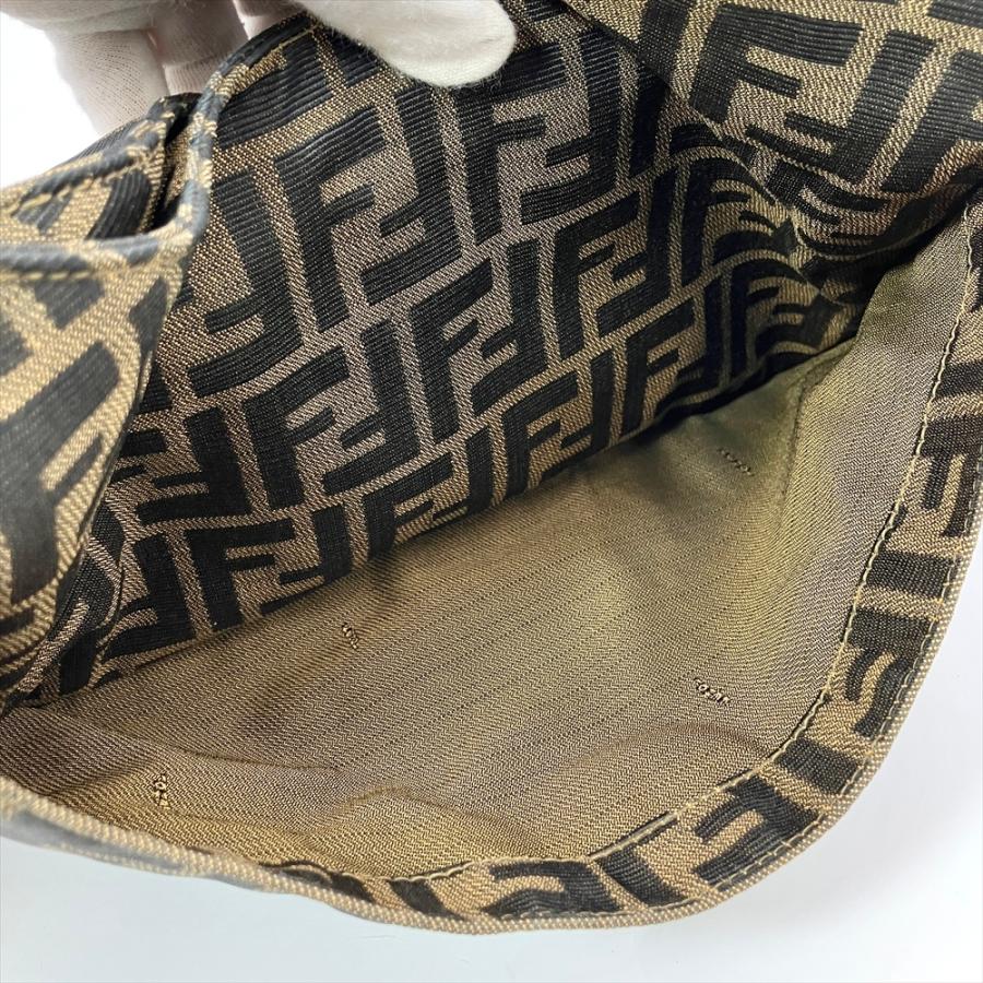 FENDI（フェンディ） ズッカ マンマバケット ショルダーバッグ