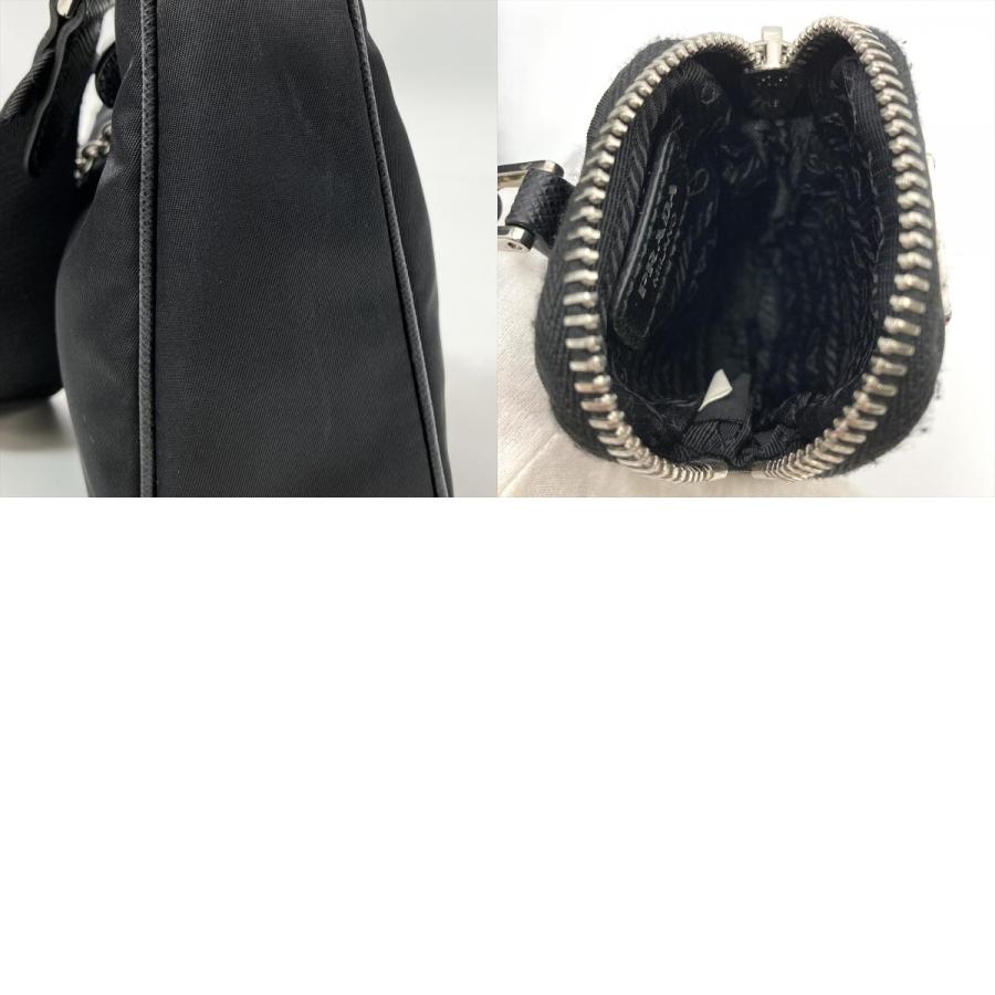 PRADA（プラダ） PRADA Re-Edition 2005 リナイロン ショルダーバッグ