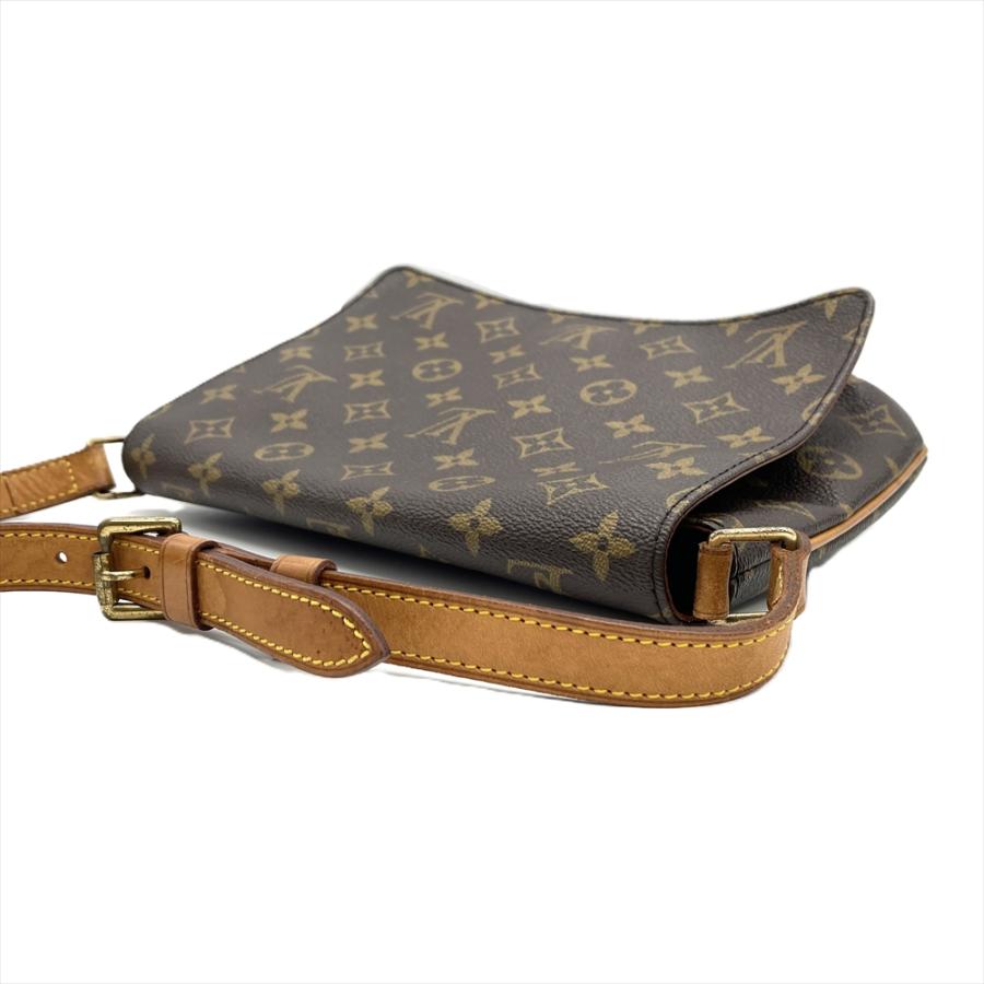 LOUIS VUITTON（ルイ・ヴィトン） ミュゼットタンゴ ショート
