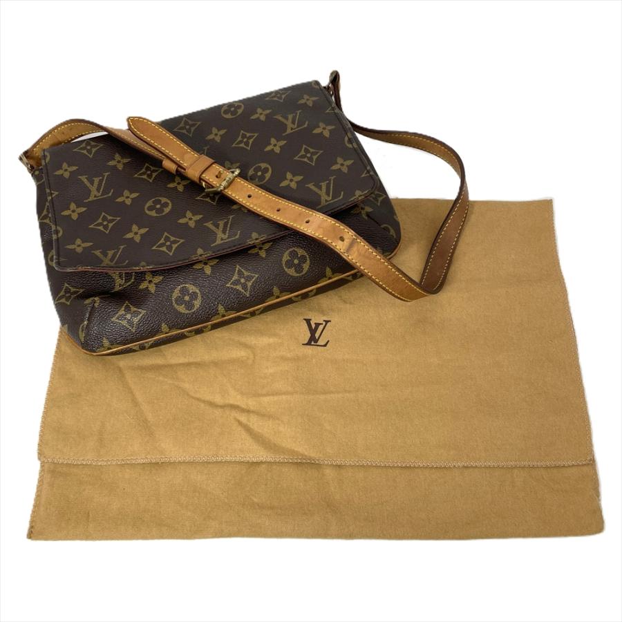 LOUIS VUITTON（ルイ・ヴィトン） ミュゼットタンゴ ショート