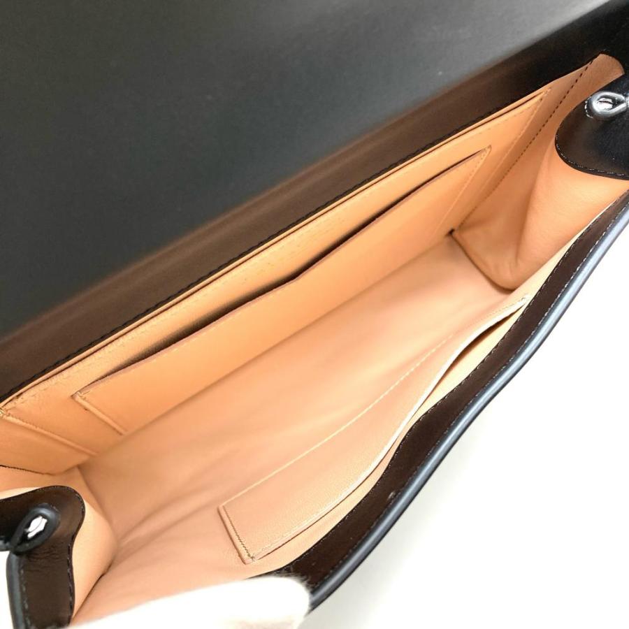 ロジェヴィヴィエ Roger vivier ミスヴィヴ ショルダーバッグ パテント