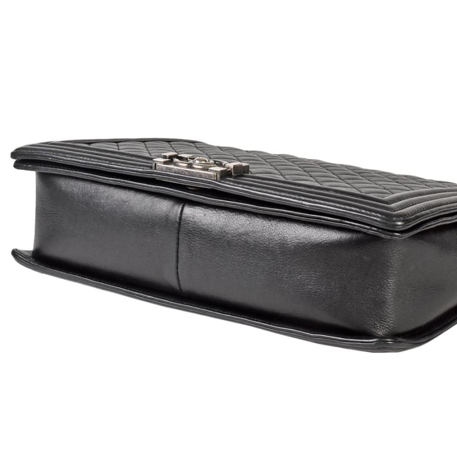 CHANEL（シャネル） ボーイシャネル マトラッセ30 ショルダーバッグ