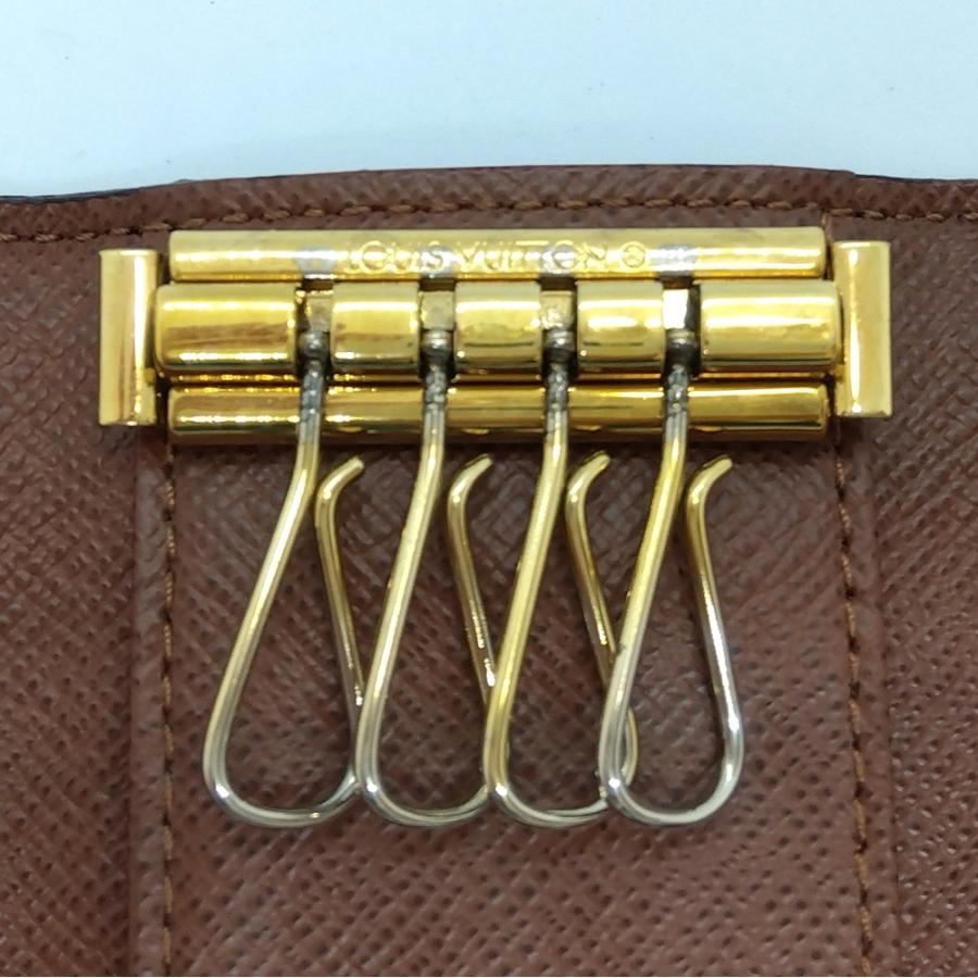 LOUIS VUITTON（ルイ・ヴィトン） ミュルティクレ4 キーケース