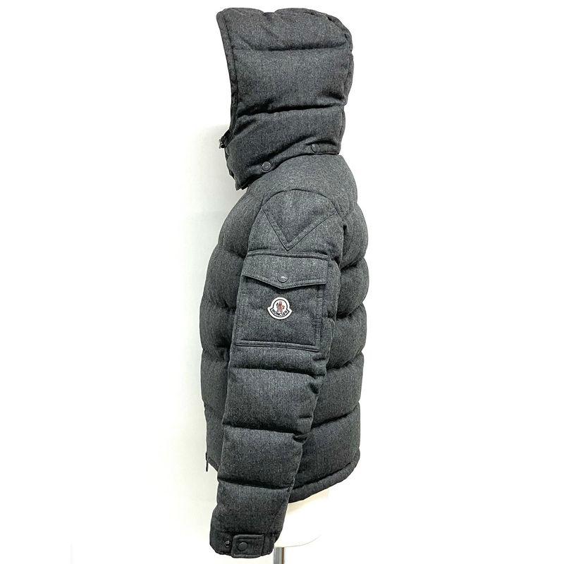 MONCLER（モンクレール） モンジュネーヴル ダウンジャケット