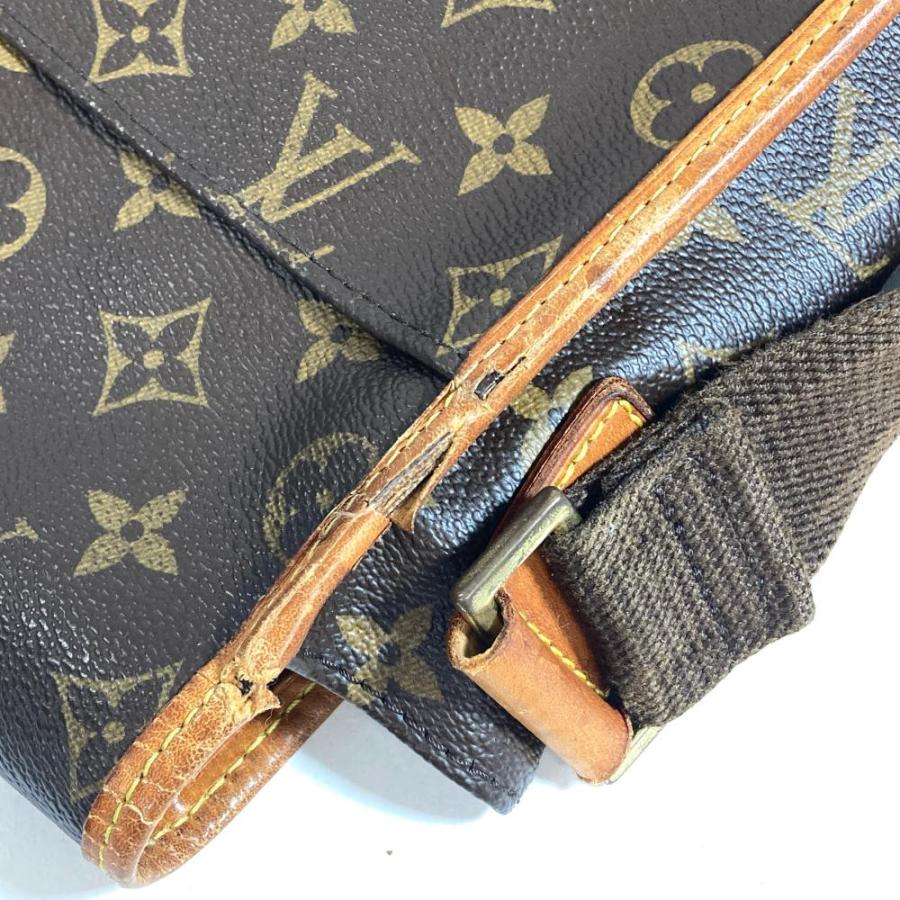 LOUIS VUITTON（ルイ・ヴィトン） メッセンジャー ボスフォールGM