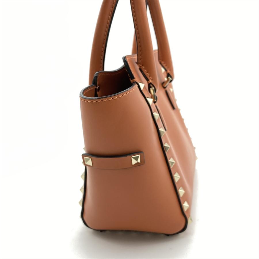 VALENTINO（ヴァレンティノ） ロックスタッズ ハンドバッグ オレンジ