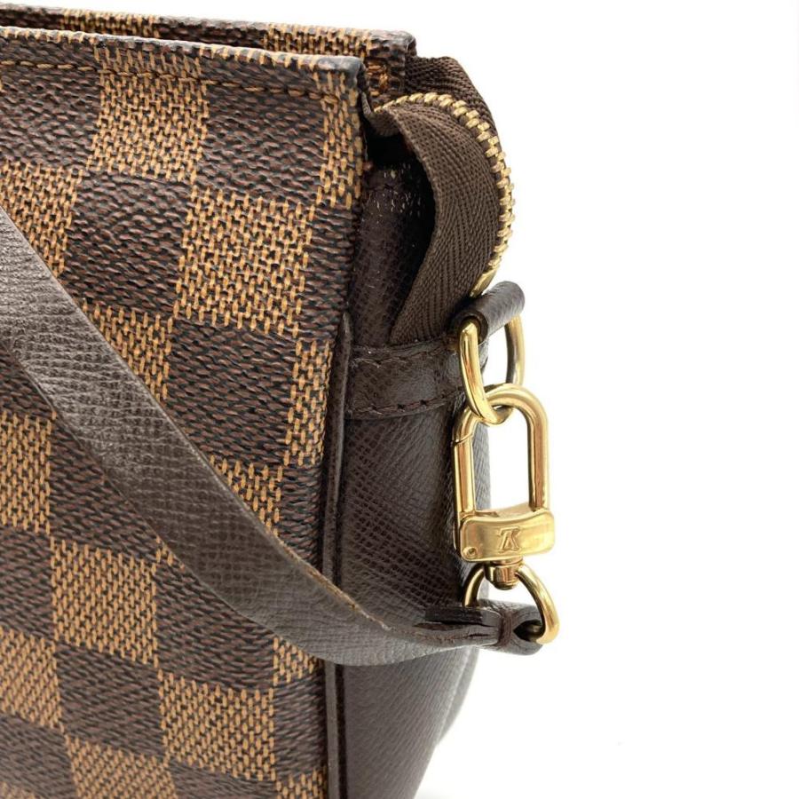 LOUIS VUITTON ルイヴィトン トゥルース メイクアップ
